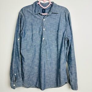 GAP Men's Chambray Blue Long Sleeve Shirt Size Medium